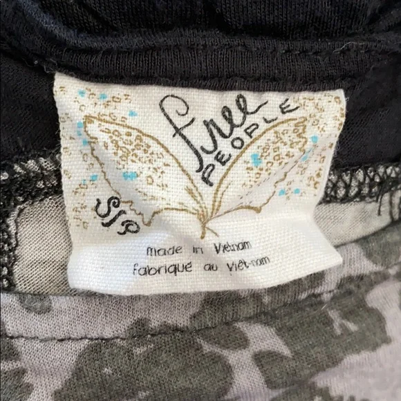 ❤️ Free People Top with Bead Detail - Picture 3 of 8